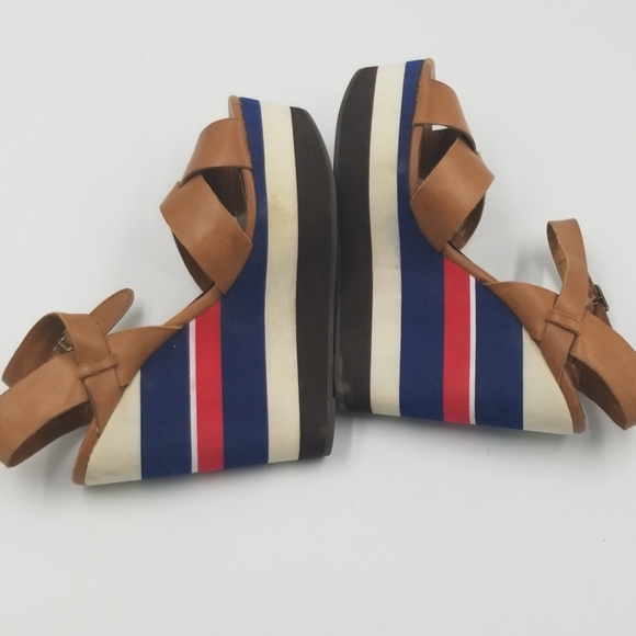 Steve Madden Striped Platform Wedge Leather Sandal - Picture 5 of 7